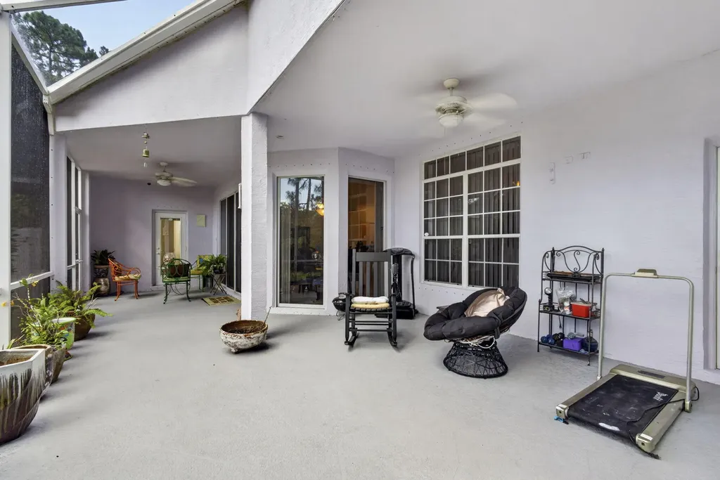 16571 78th Road N Loxahatchee FL 33470