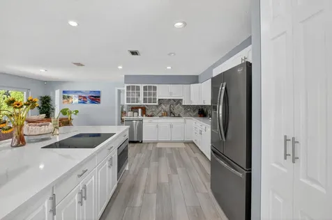 6701 Hillside Lane Lake Worth FL 33462