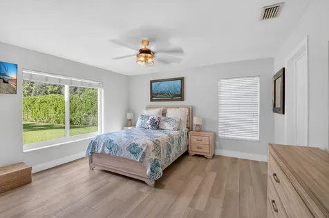 6701 Hillside Lane Lake Worth FL 33462