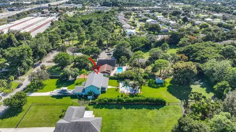 6701 Hillside Lane Lake Worth FL 33462