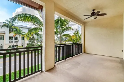 7115 Edison Place Palm Beach Gardens FL 33418