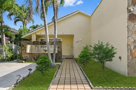 7337 SW 21st Street Miami FL 33155