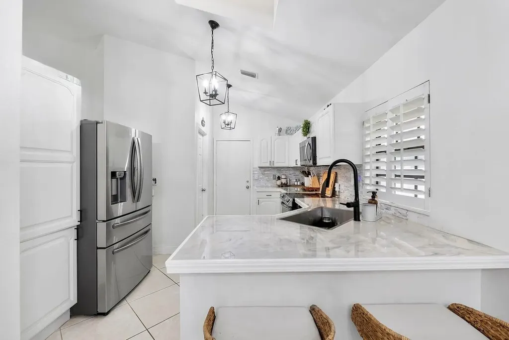 6852 Bitterbush Place Boynton Beach FL 33472