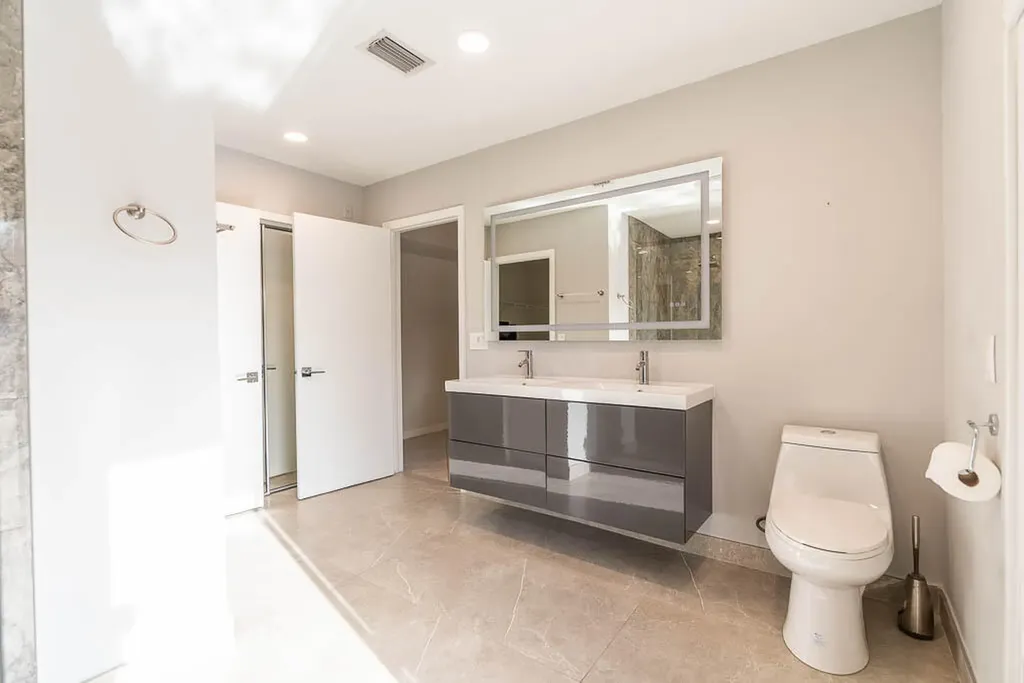 251 NW 69th Street Boca Raton FL 33487