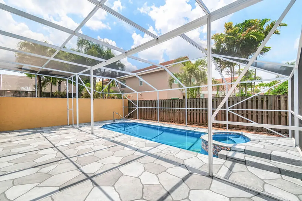 10425 Buena Ventura Drive Boca Raton FL 33498