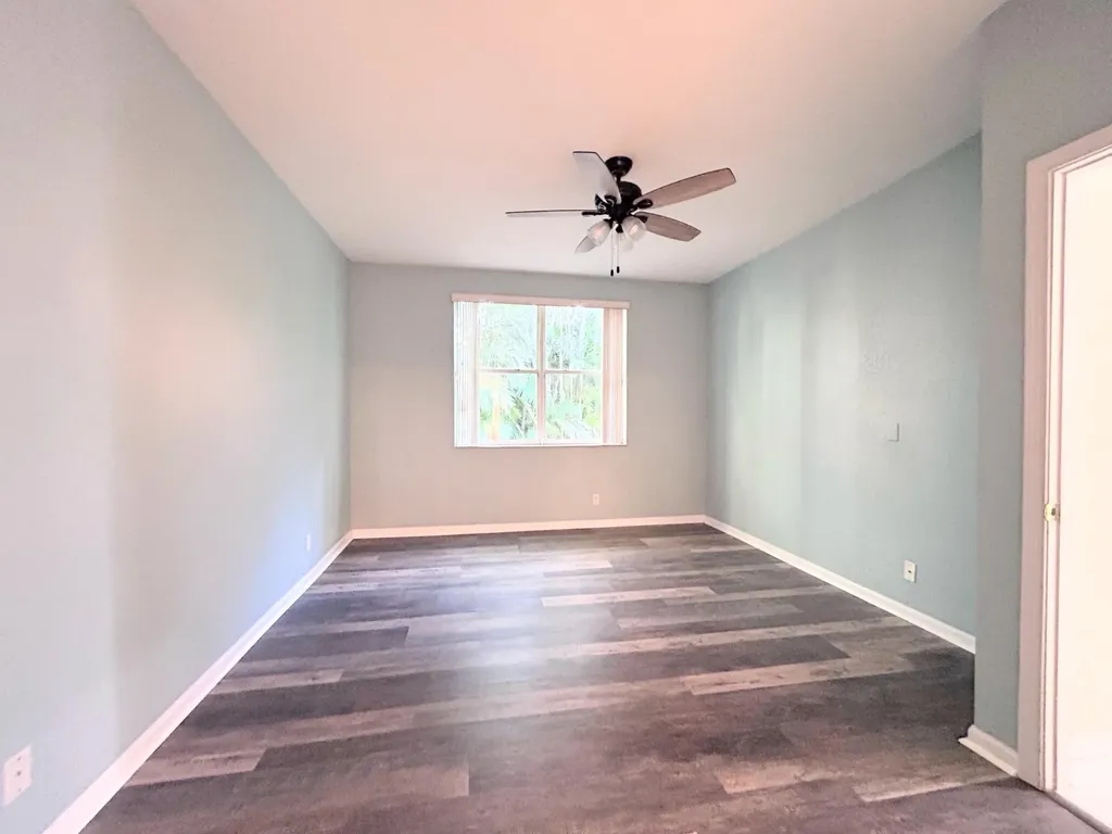 7910 Laina Lane Boynton Beach FL 33437