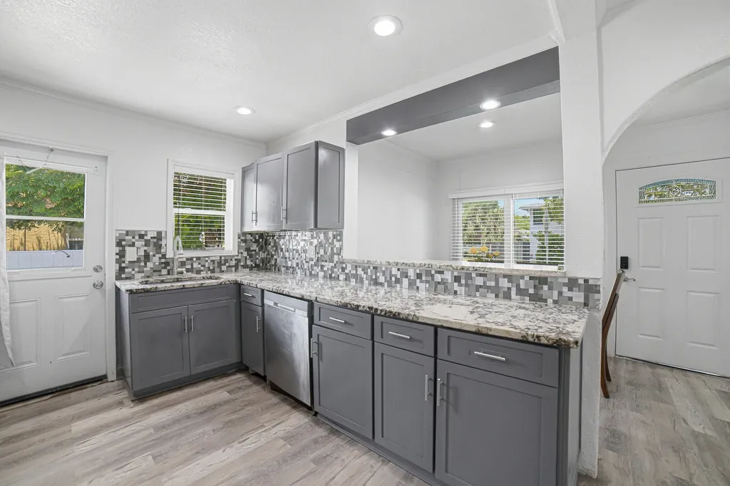 422 49th Street West Palm Beach FL 33407