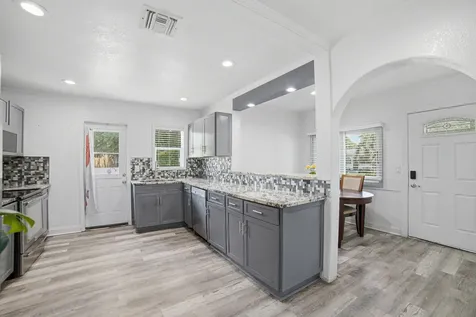 422 49th Street West Palm Beach FL 33407