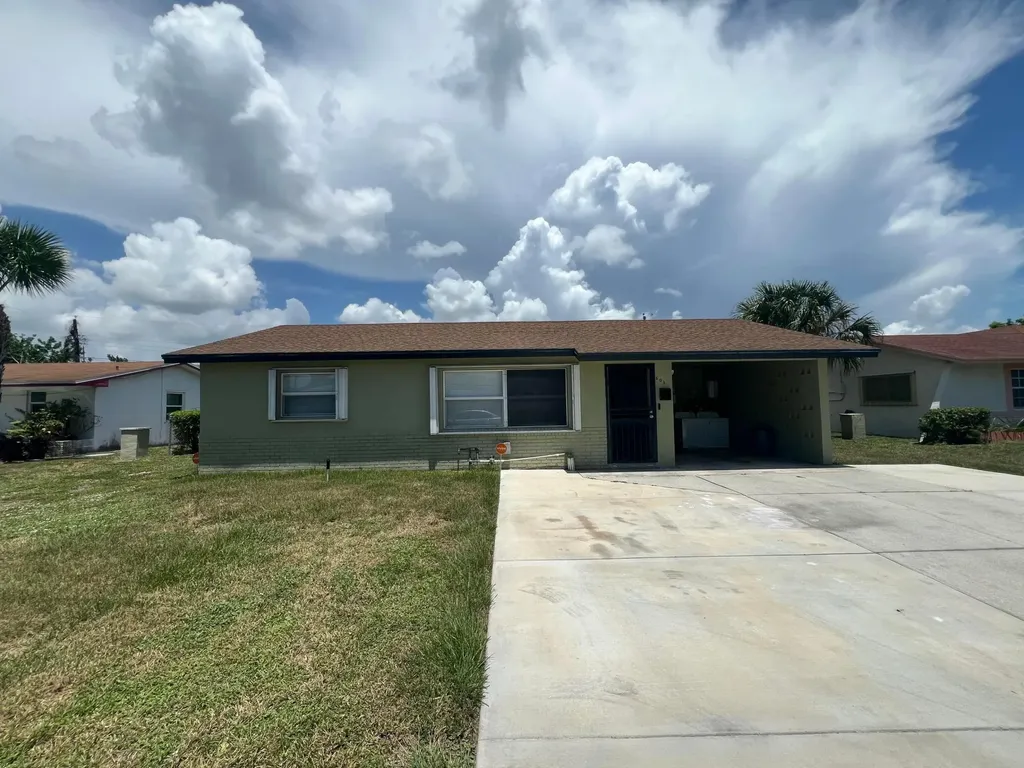 603 Clear Lake Avenue West Palm Beach FL 33401