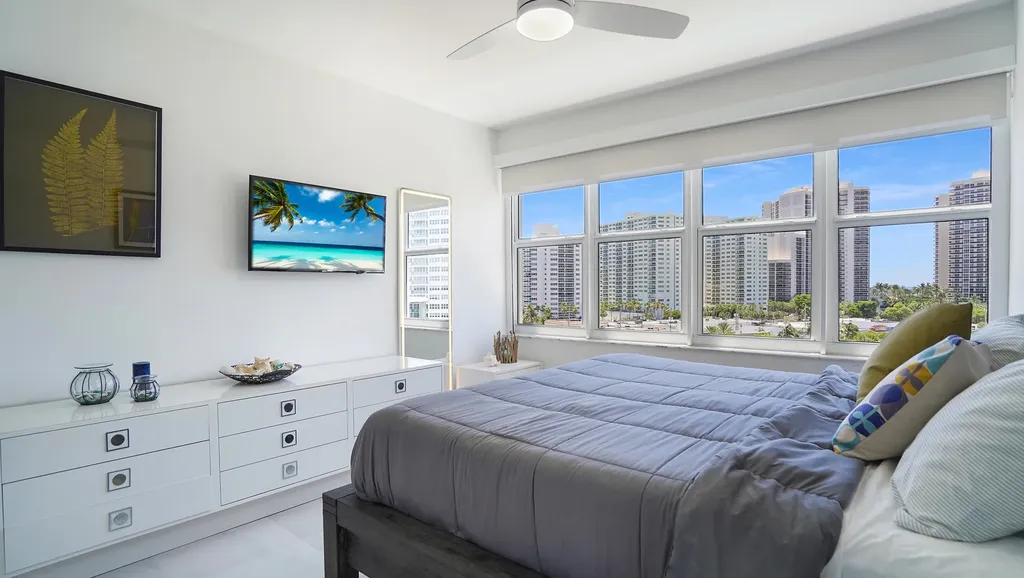 3300 NE 36th Street Fort Lauderdale FL 33308