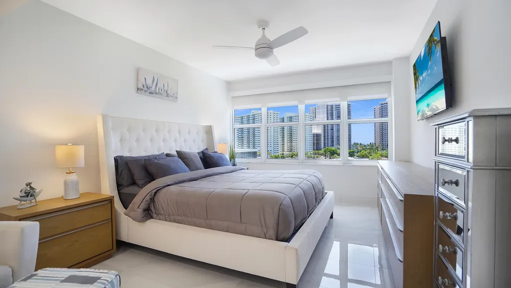3300 NE 36th Street Fort Lauderdale FL 33308