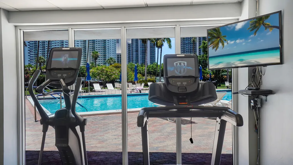 3300 NE 36th Street Fort Lauderdale FL 33308