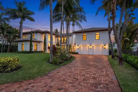 257 E Lakewood Road West Palm Beach FL 33405