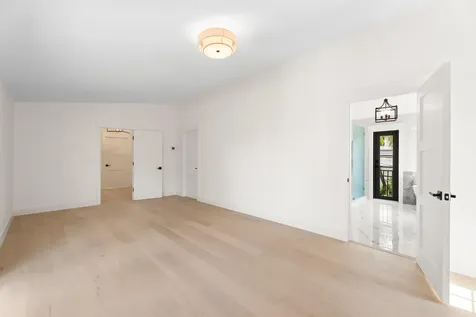 257 E Lakewood Road West Palm Beach FL 33405