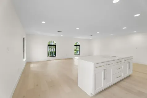257 E Lakewood Road West Palm Beach FL 33405