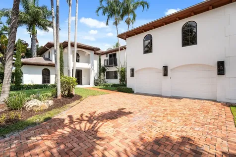 257 E Lakewood Road West Palm Beach FL 33405