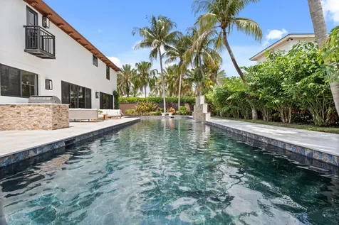 257 E Lakewood Road West Palm Beach FL 33405