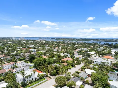 257 E Lakewood Road West Palm Beach FL 33405