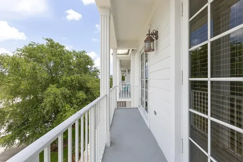 6807 Lakeside Circle N Davie FL 33314
