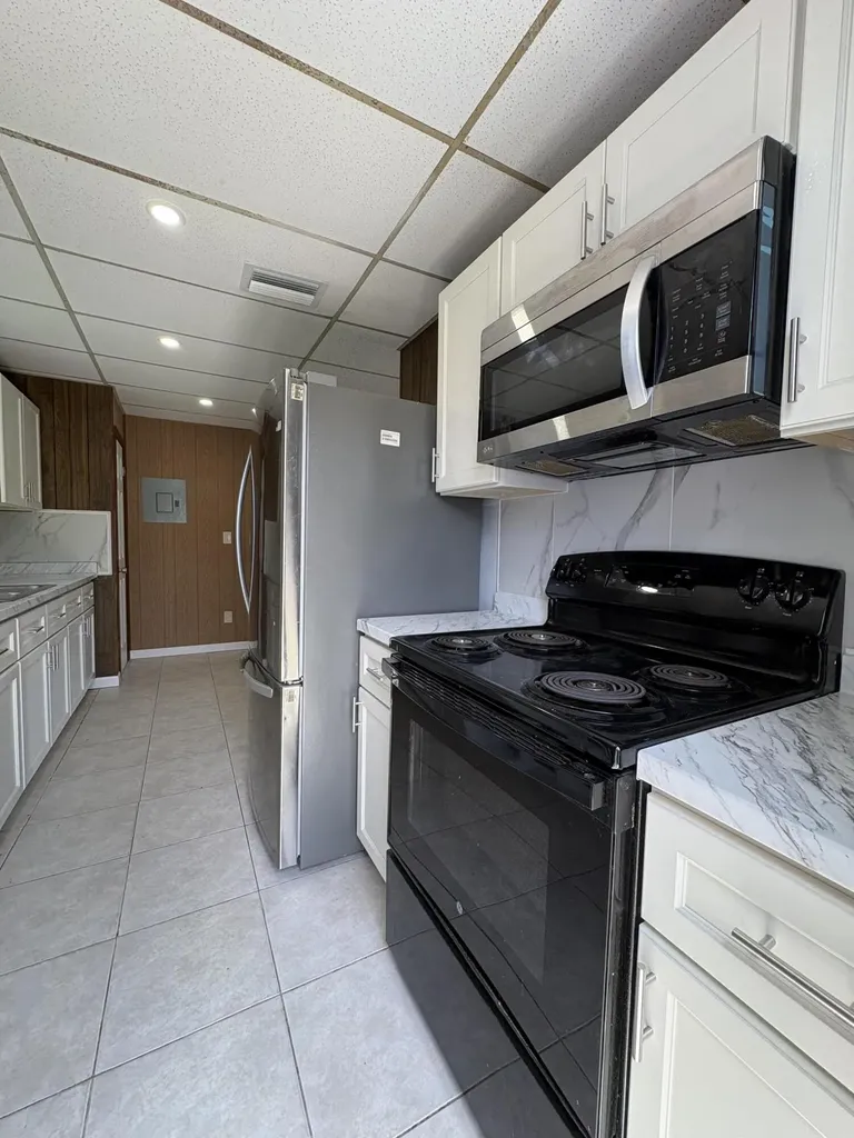 442 N Cocoanut Road Pahokee FL 33476