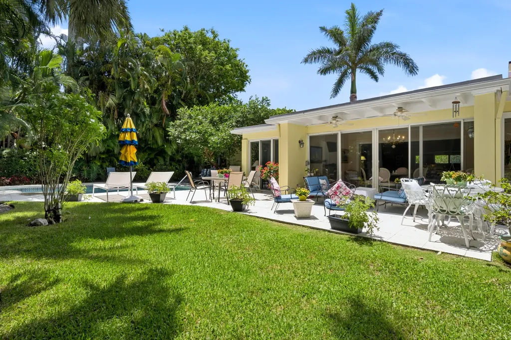 265 Fairview Road Palm Beach FL 33480