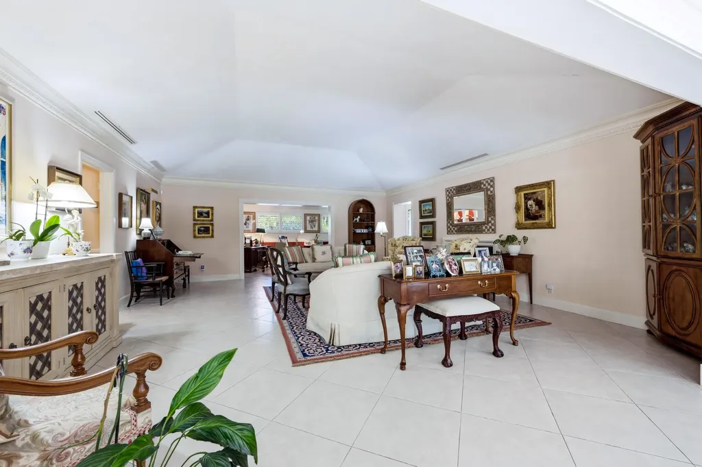 265 Fairview Road Palm Beach FL 33480
