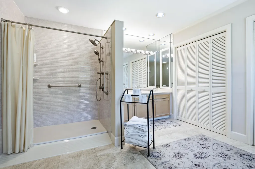 265 Fairview Road Palm Beach FL 33480