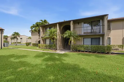 518 Shady Pine Way Greenacres FL 33415
