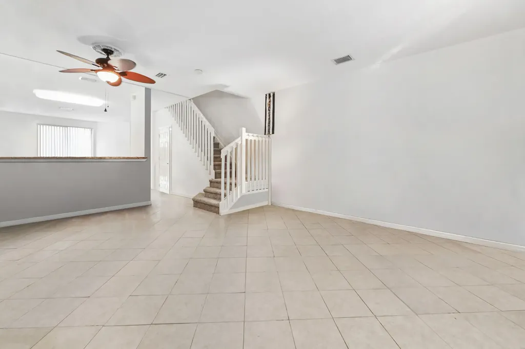 1941 Gardenia Court Riviera Beach FL 33404