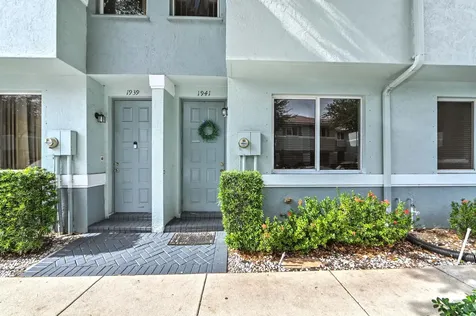 1941 Gardenia Court Riviera Beach FL 33404