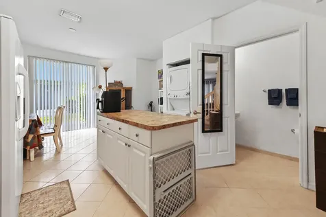 1941 Gardenia Court Riviera Beach FL 33404