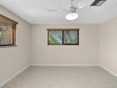 19321 NE 18th Place Miami FL 33179