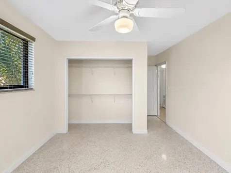 19321 NE 18th Place Miami FL 33179