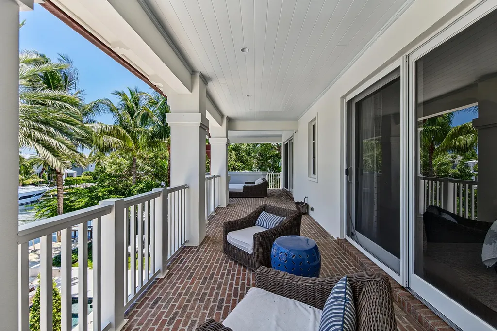 1719 SE 10th Street Fort Lauderdale FL 33316