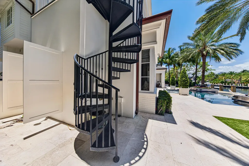 1719 SE 10th Street Fort Lauderdale FL 33316