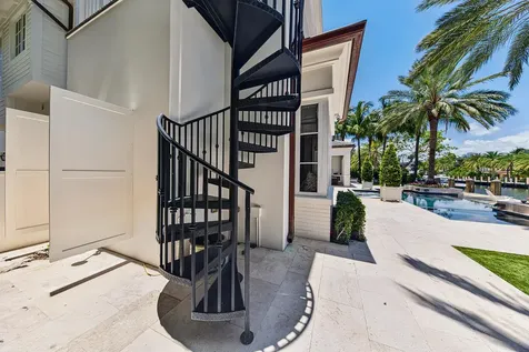 1719 SE 10th Street Fort Lauderdale FL 33316