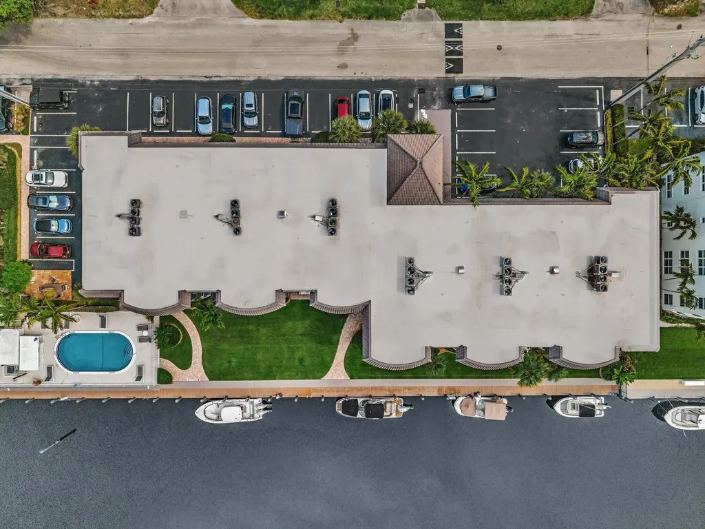 3031 NE 51st Street Fort Lauderdale FL 33308