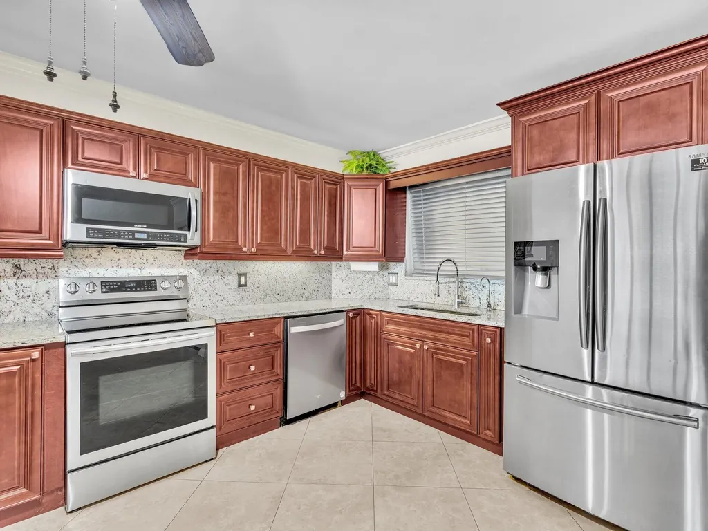 3031 NE 51st Street Fort Lauderdale FL 33308