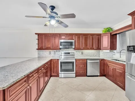 3031 NE 51st Street Fort Lauderdale FL 33308
