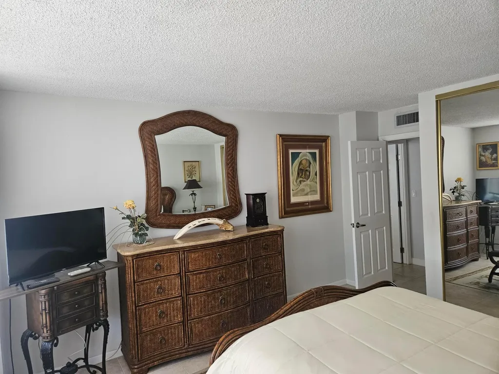 2121 N Ocean Boulevard N Boca Raton FL 33431