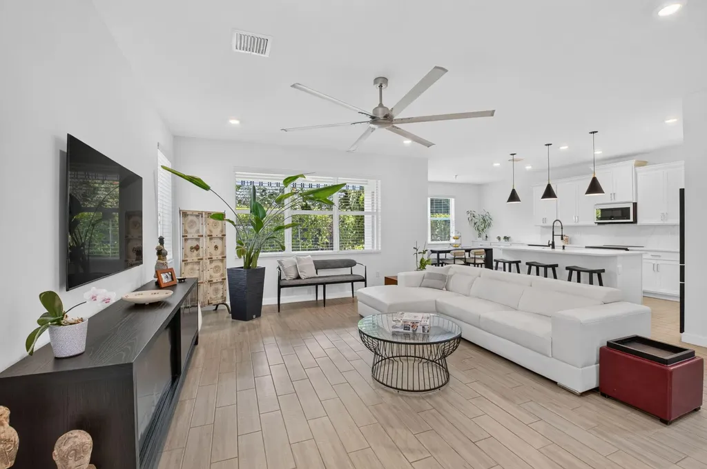 2665 Country Lake Trail Boynton Beach FL 33436
