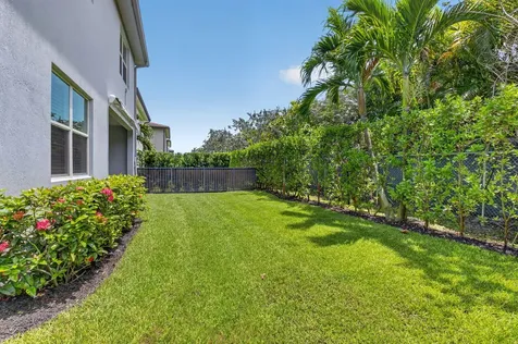 2665 Country Lake Trail Boynton Beach FL 33436