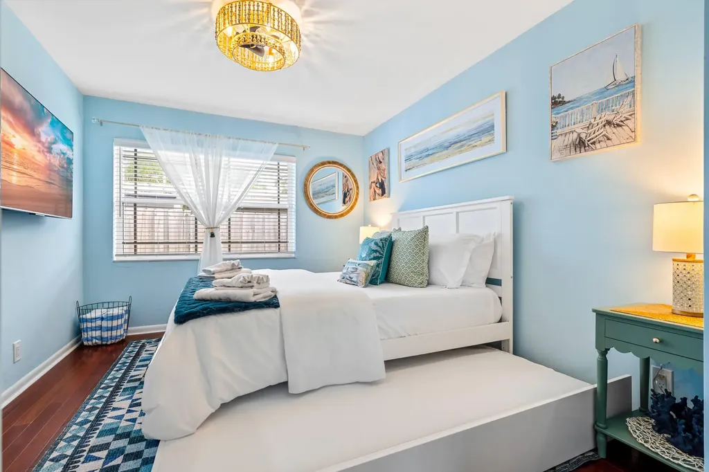 2191 NE 55th Street Fort Lauderdale FL 33308