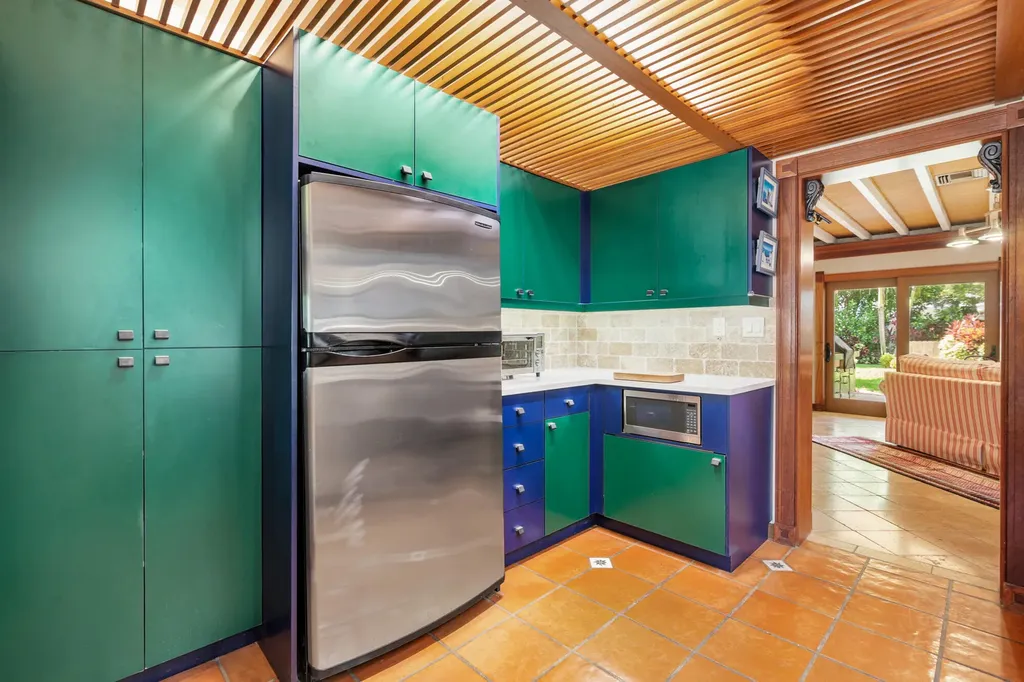 326 Marlborough Place West Palm Beach FL 33405
