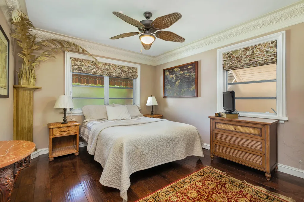 326 Marlborough Place West Palm Beach FL 33405