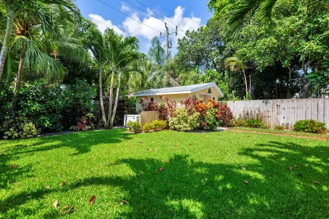 326 Marlborough Place West Palm Beach FL 33405