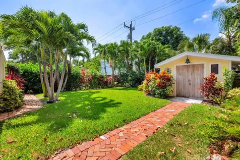 326 Marlborough Place West Palm Beach FL 33405