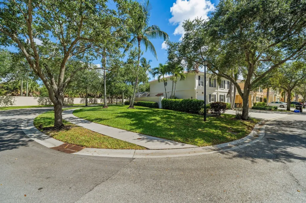 2117 Tigris Drive West Palm Beach FL 33411
