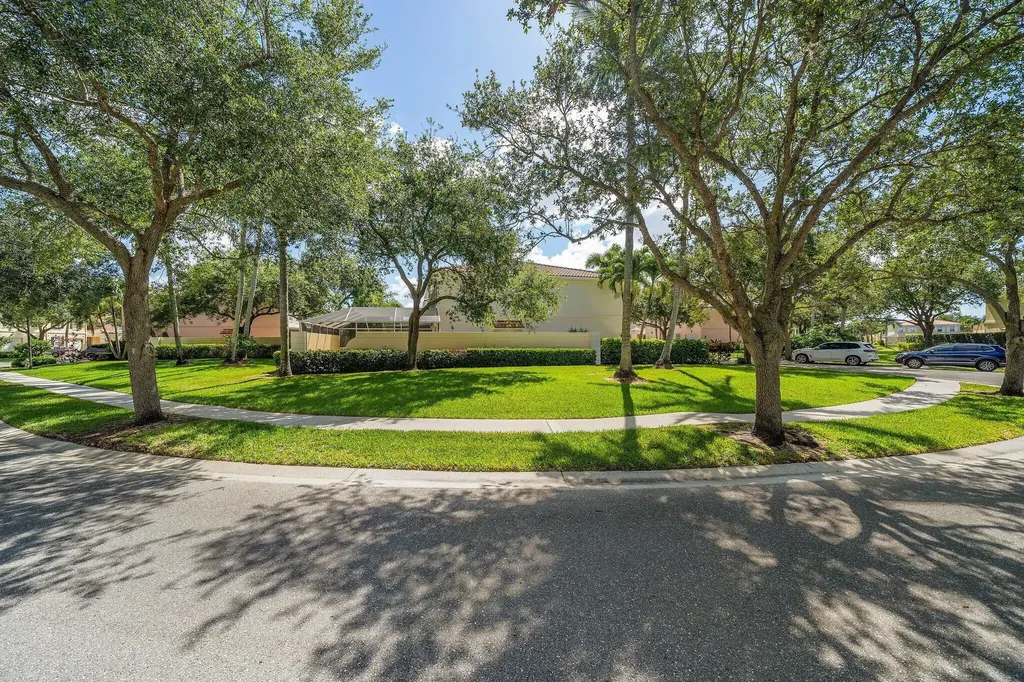 2117 Tigris Drive West Palm Beach FL 33411