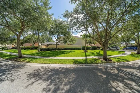 2117 Tigris Drive West Palm Beach FL 33411